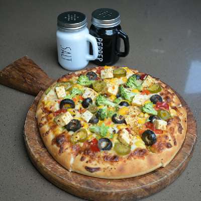 Garden Fresh Pizza