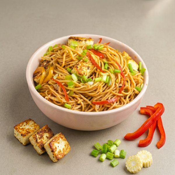 Paneer Hakka Noodles