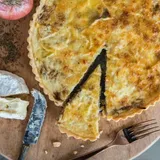 Brie And Caramelised Onion Pie
