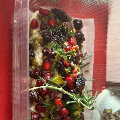 Goats cheese log