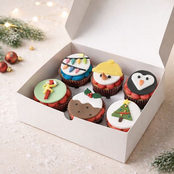 Christmas Theme Cupcakes [Pack Of 6]