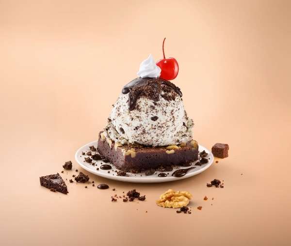 Walnut Brownie Sundae
