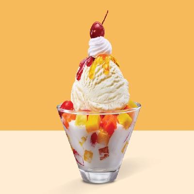 Vanilla Fruit Cream Sundae
