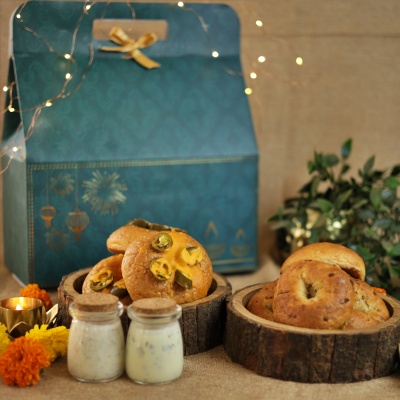 Savoury Bagels Hamper