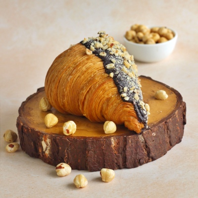Hazelnut Croissant(1 piece)