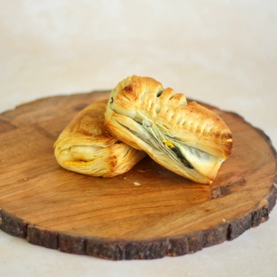 Spinach & Corn Puff (1 Piece)