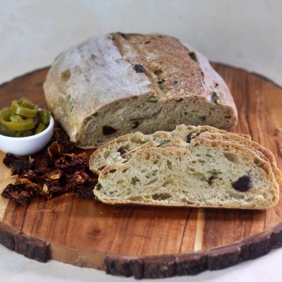 Whole Wheat Sour Dough With Jalapeno And Sundried Tomato (400 gm)