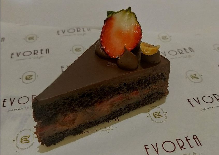 Strawberry Nutella Pastry