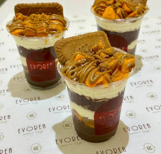 Biscoff Mango Glass Dessert