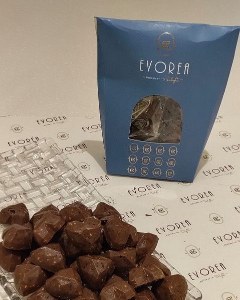 Berry Bliss Chocolate 100Gm