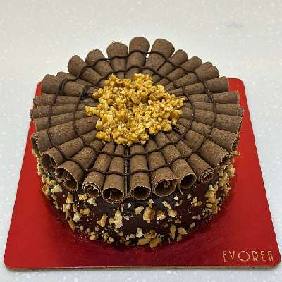 Caramel Sea-salt Cake 104