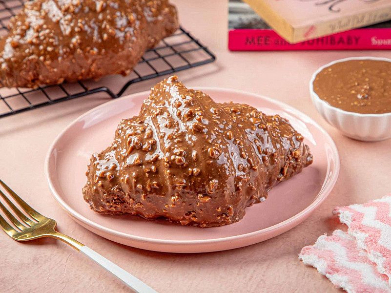 Ferrero Rocher Croissant