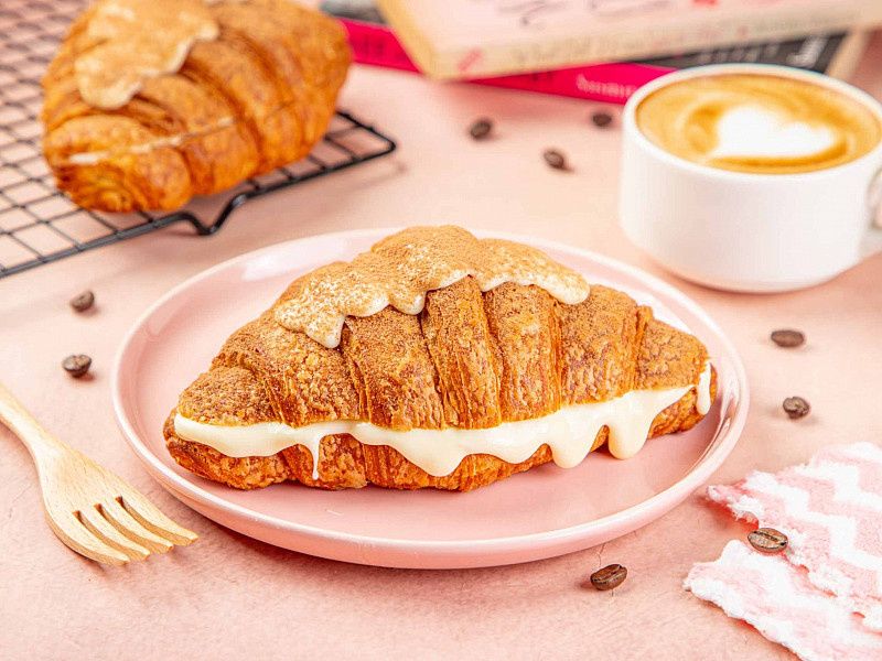 Tiramisu Croissant