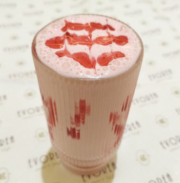 Strawberry Shake 300Ml