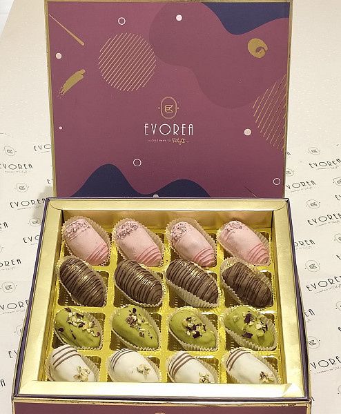 Assorted Coated Dates 16 Pcs