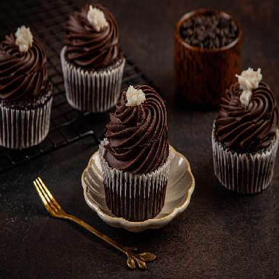 Bounty Cupcake