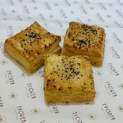 Creamy Chicken Puff