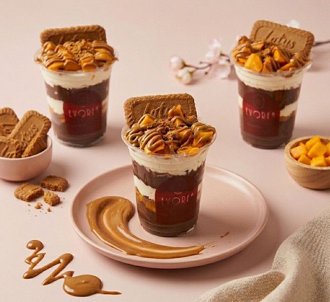 Biscoff Mango Glass Dessert