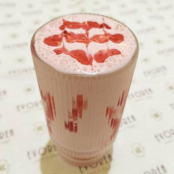 Strawberry Shake 300Ml