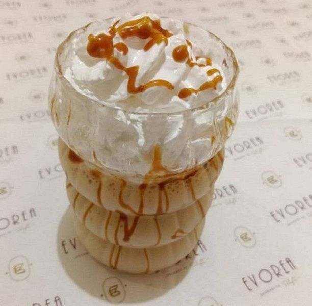 Caramel Indulgence Frappe 300Ml