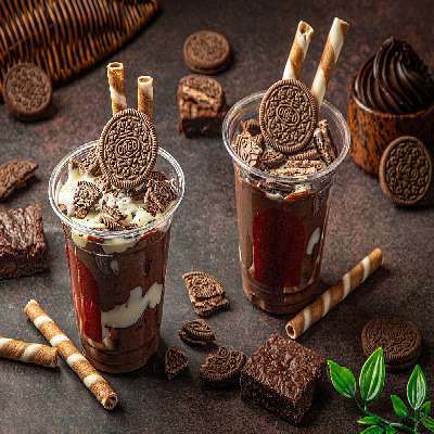 Oreo Loaded Glass Dessert