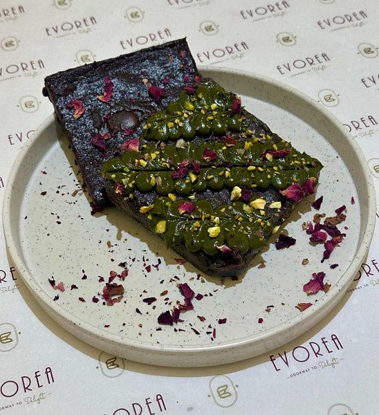 Pistachio Brownie