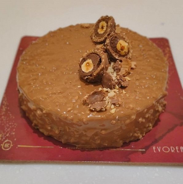 Ferrero Rocher Cake