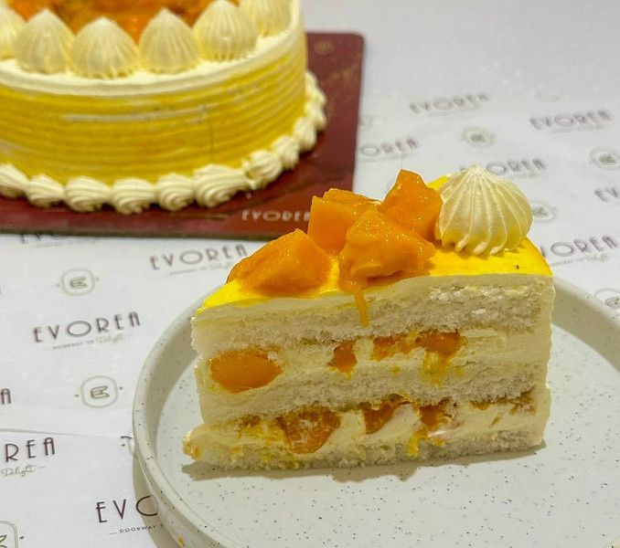 Classic Mango Pastry