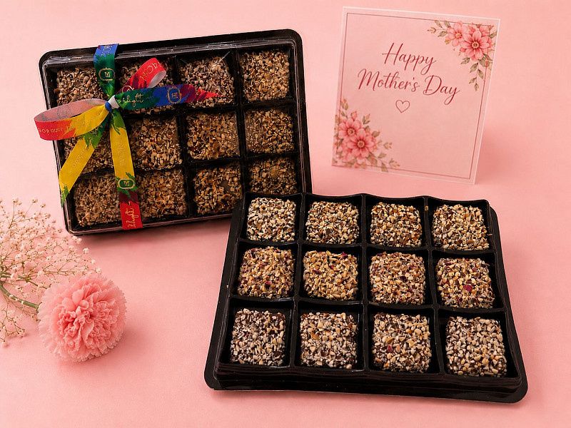 Assorted Brittle Chocolate Box For Mom 12 Pcs