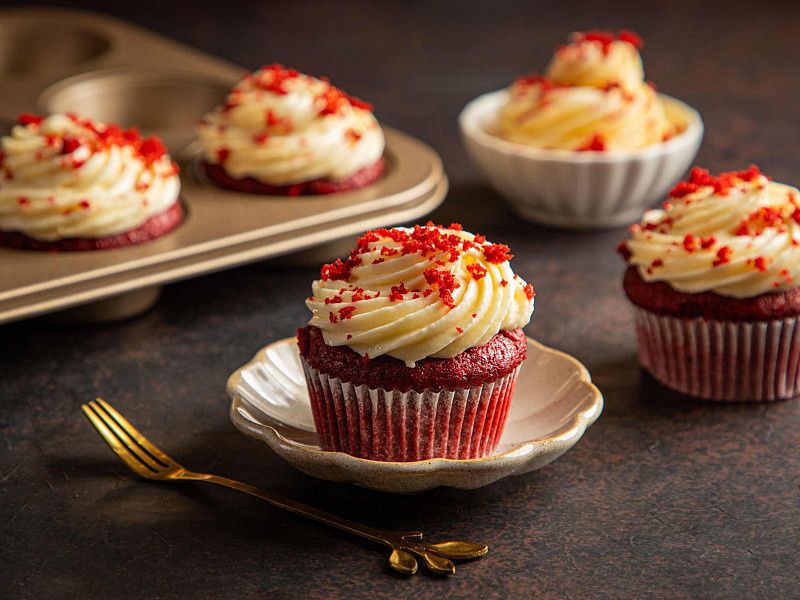 Red Velvet Cupcake For Mom