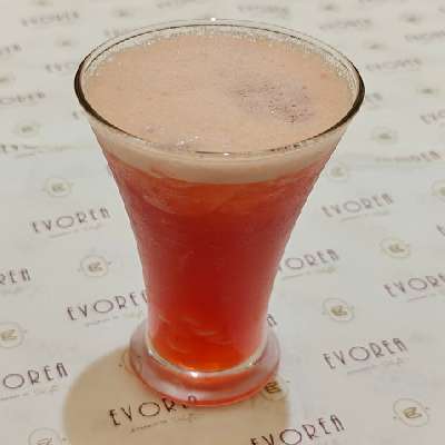 Strawberry Bubble Tea 300Ml