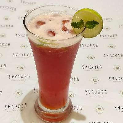 Strawberry Iced Tea 300Ml