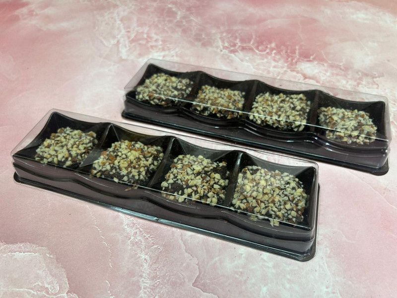 Almond Chocolate Brittle 4 Pcs