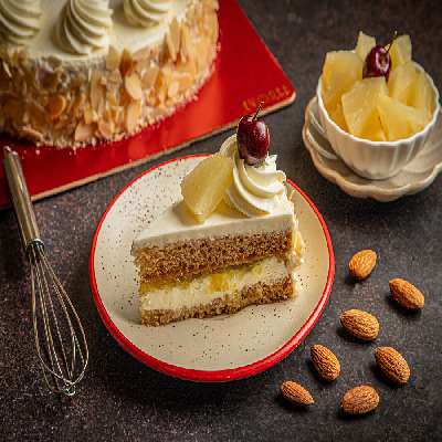 Classic Pineapple Pastry