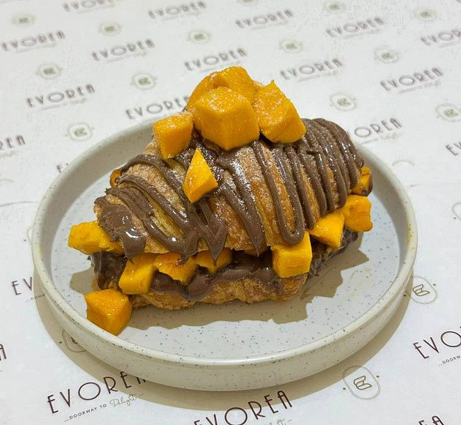 Mango Nutella Croissant