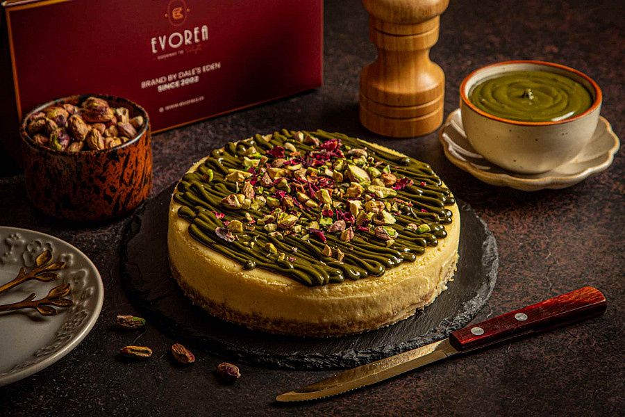 Pistachio Baked Cheesecake