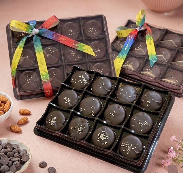 Chocolate Coated Cookies 12 Pcs