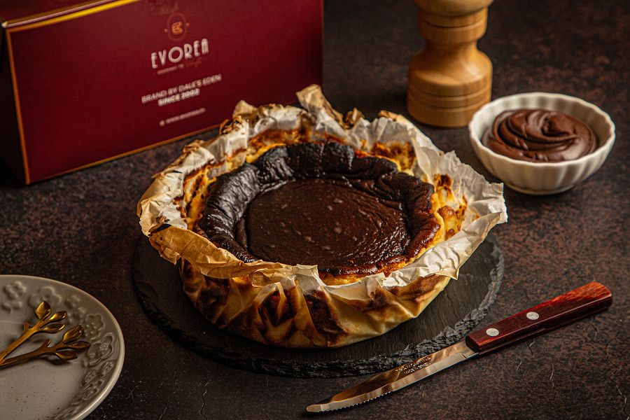 Classic Burnt Basque Cheesecake