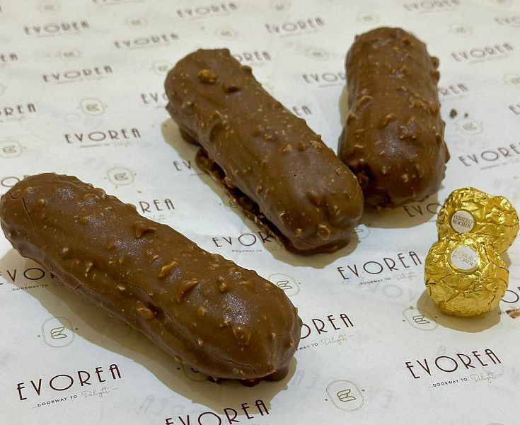 Ferrero Rocher Eclair