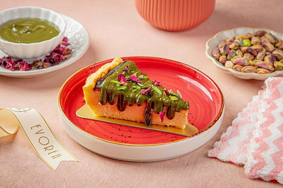 Pistachio Burnt Basque Cheesecake Pastry