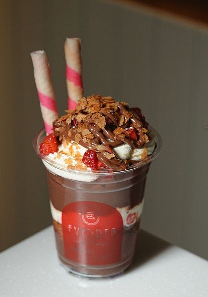 Nutella Strawberry Glass Dessert