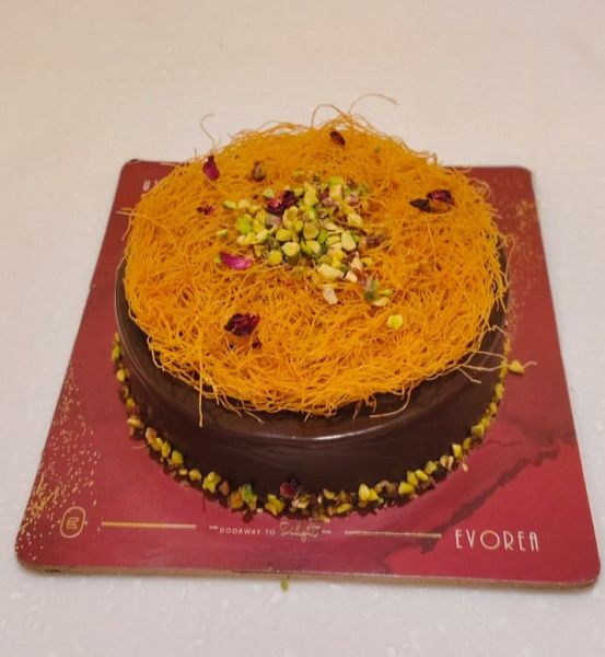 Dubai Kunafa Chocolate Cake