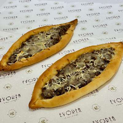 Chicken Turkish Pizza