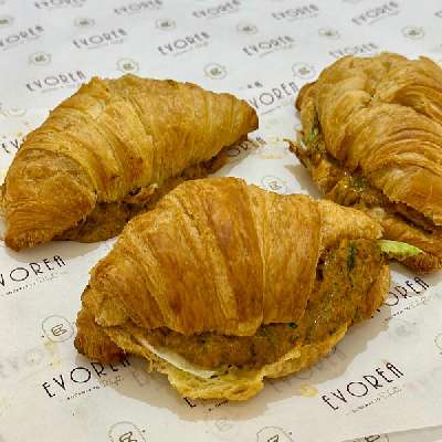 Chicken Tikka Croissant