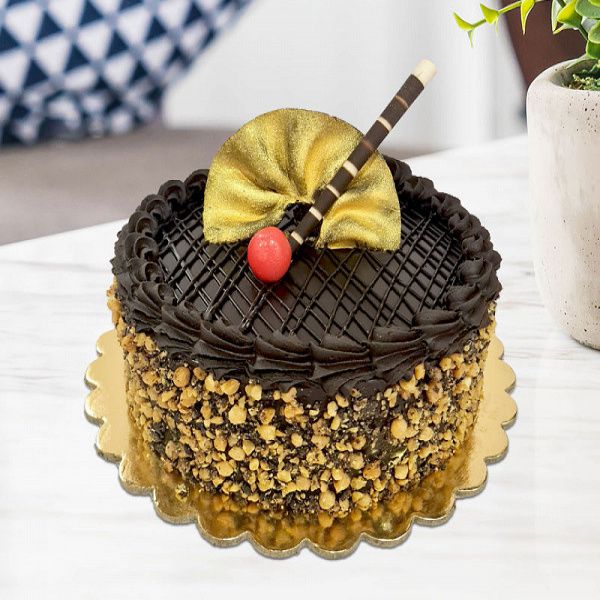 Chocolate Crunch Cake (1kg)