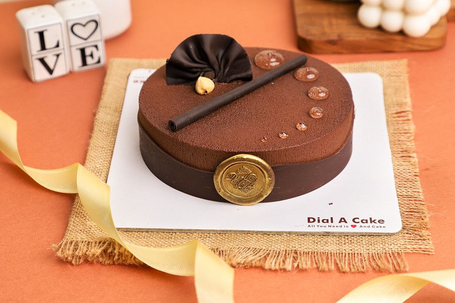 Belgian Hazelnut Praline Cake (500 Gm)