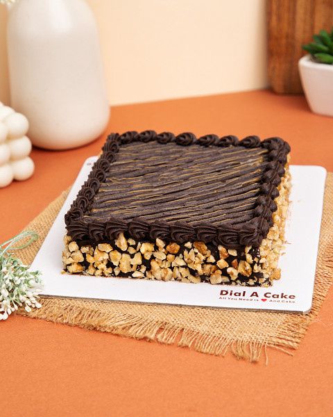 Wallnut Brownie Cake