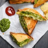 Ghughra Sandwich (Must Try)