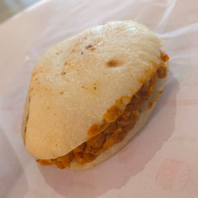 Stuffed chole Kulcha