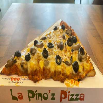 Lovers Bite Pizza Personal Giant Slice (22.5 Cm)